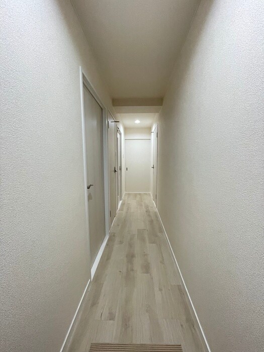 物件内観写真19　(廊下)