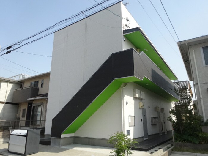 物件外観写真1　(外観写真)