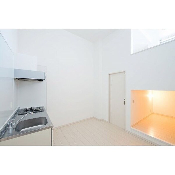 物件内観写真4　(居室)