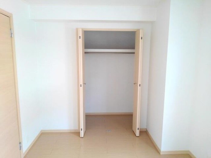 物件内観写真10　(収納)