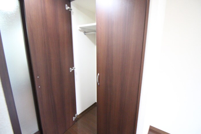 物件内観写真9　(収納)