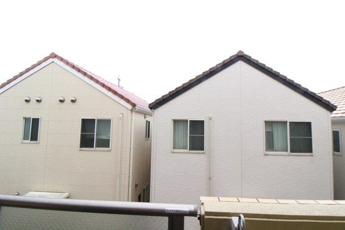 物件内観写真16　(室内からの展望)