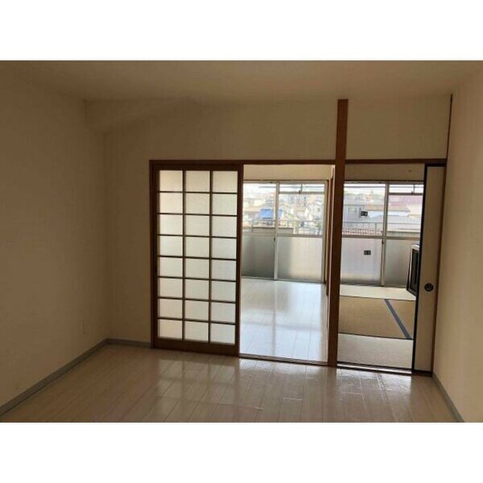 物件内観写真6　(居室)