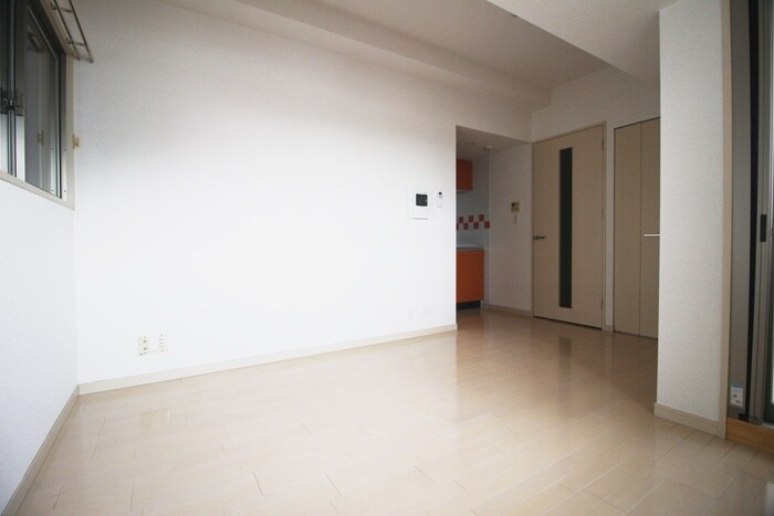 物件内観写真4　(居室)