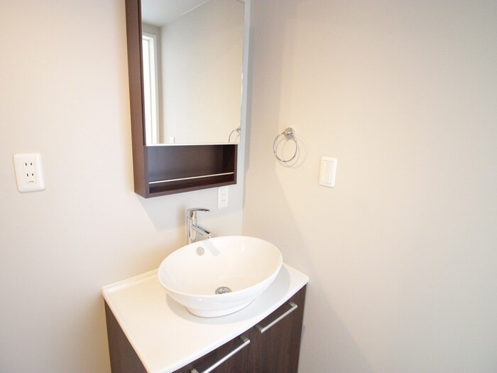 物件内観写真11　(洗面)