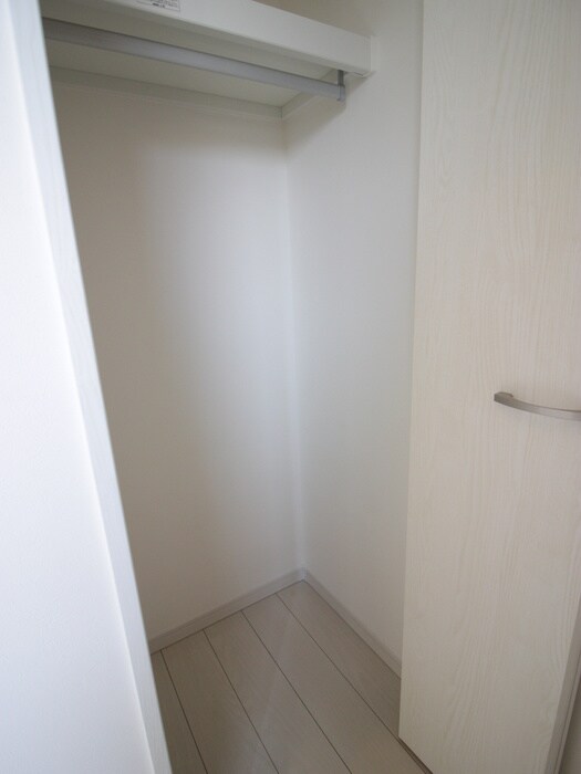 物件内観写真14　(収納)