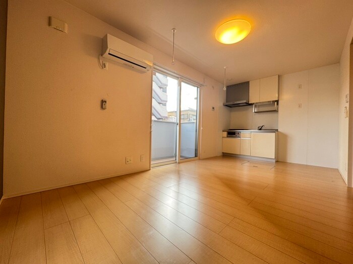 物件内観写真10　(居室)