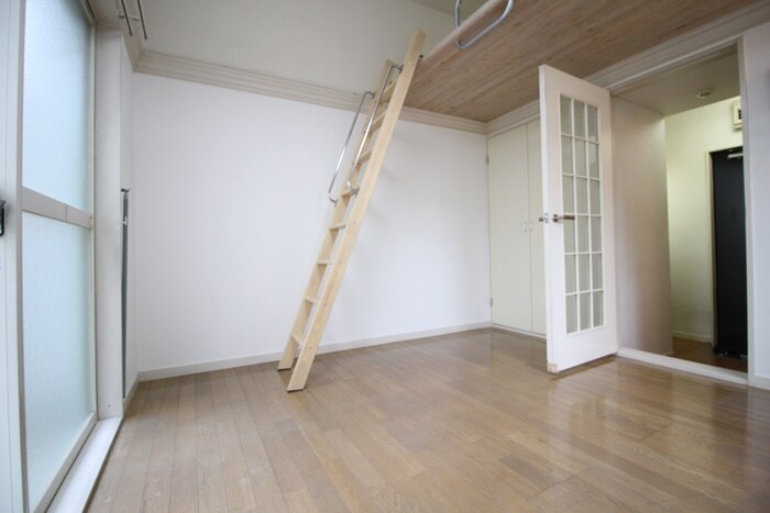 物件内観写真7　(居室)