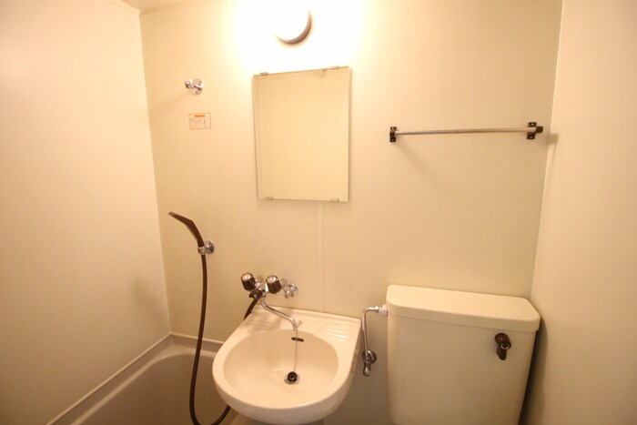 物件内観写真12　(洗面)