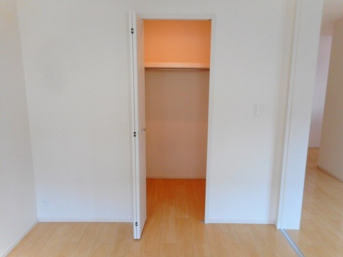 物件内観写真10　(収納)