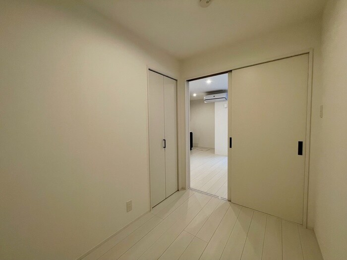 物件内観写真11　(居室)