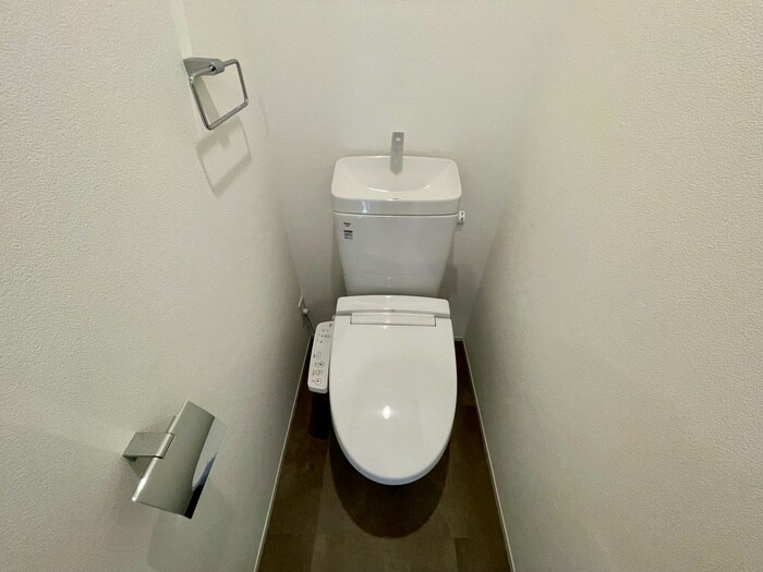 物件内観写真15　(トイレ)