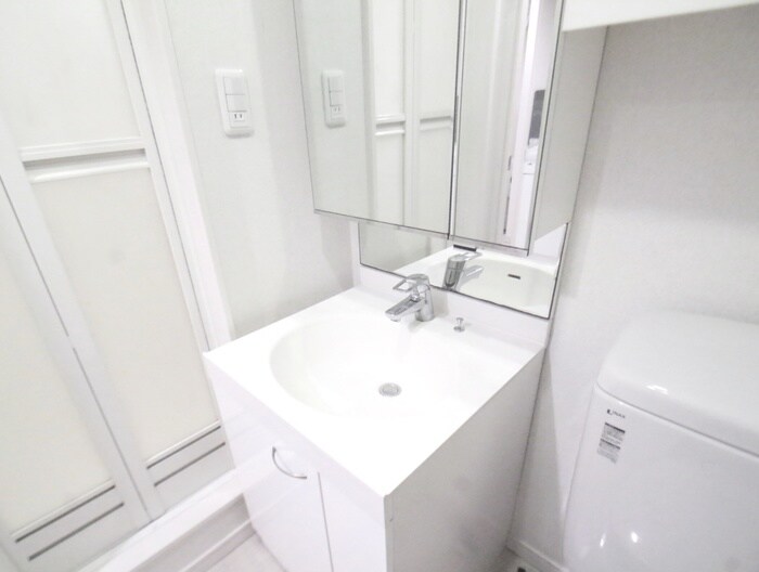 物件内観写真13　(洗面)