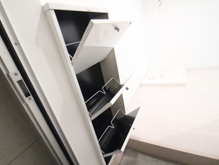 物件内観写真19　(靴箱)