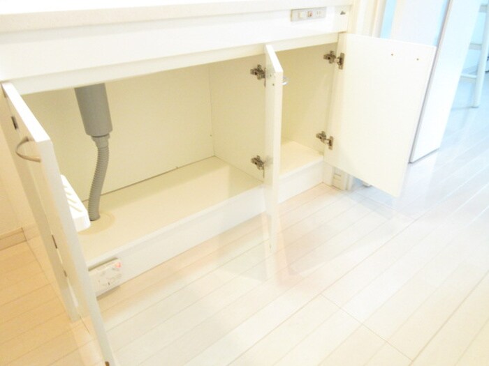 物件内観写真11　(収納)