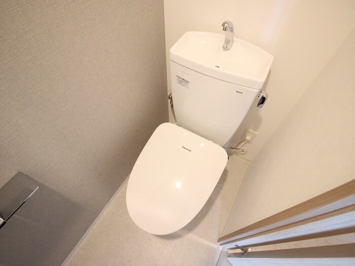 物件内観写真9　(トイレ)