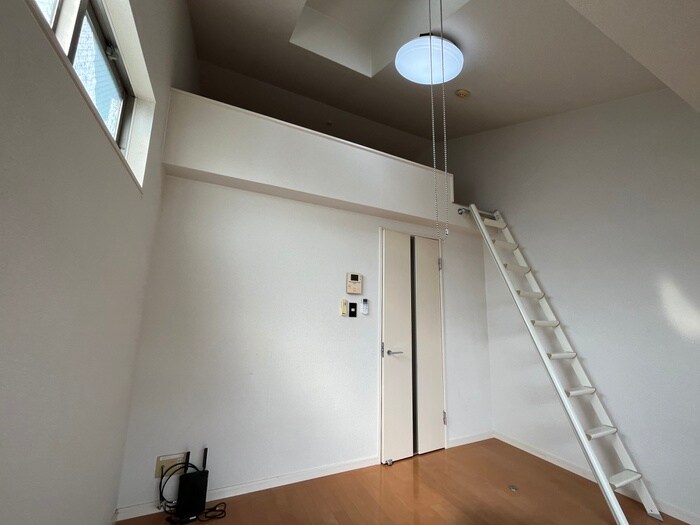 物件内観写真10　(居室)