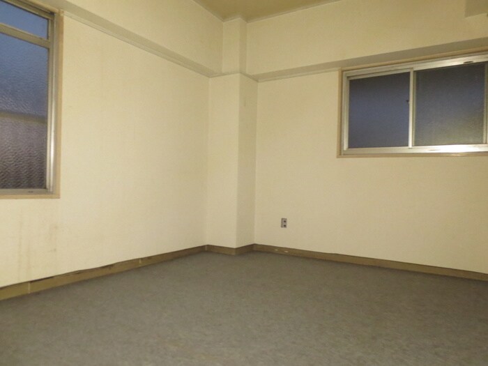 物件内観写真11　(居室)