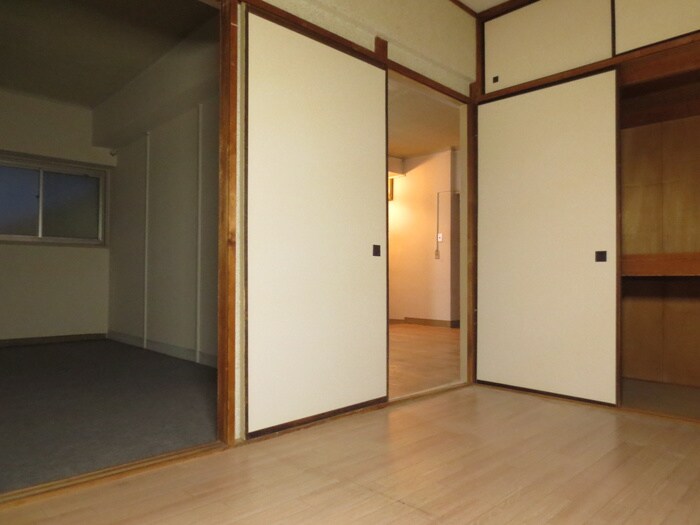 物件内観写真15　(居室)