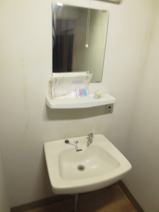 物件内観写真18　(洗面)