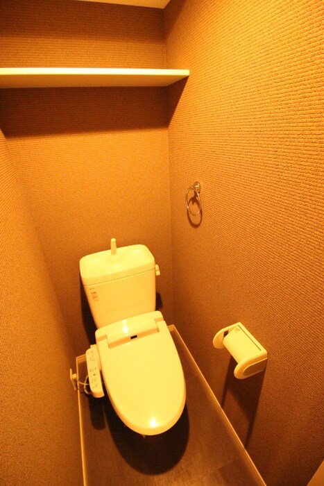 物件内観写真13　(トイレ)