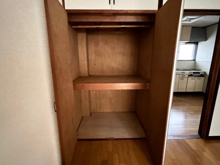 物件内観写真10　(収納)