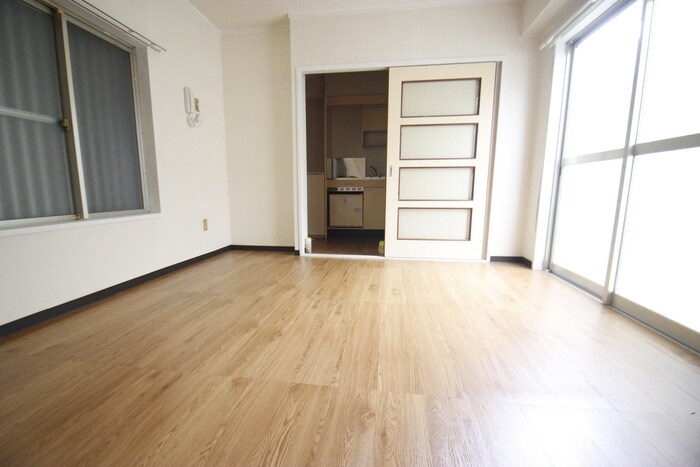 物件内観写真7　(居室)