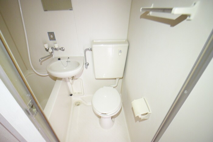 物件内観写真15　(トイレ)