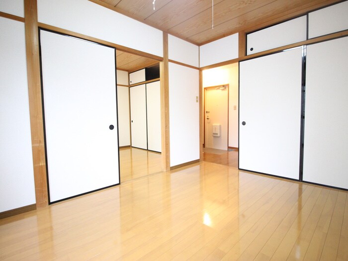 物件内観写真8　(居室)