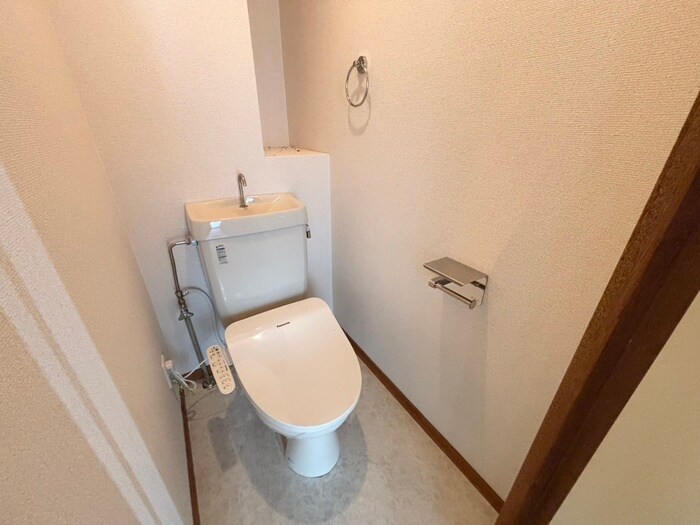 物件内観写真11　(トイレ)