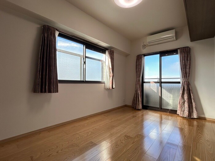 物件内観写真13　(居室)