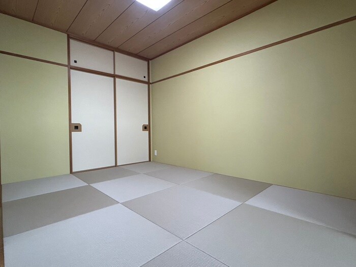 物件内観写真14　(居室)