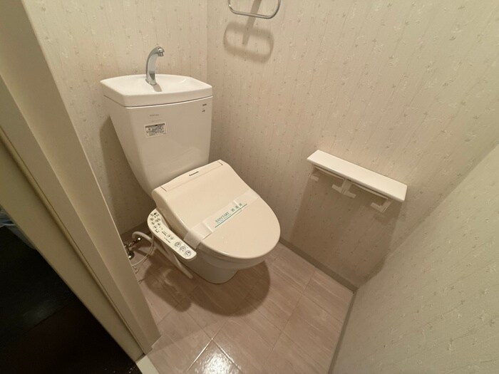 物件内観写真13　(トイレ)