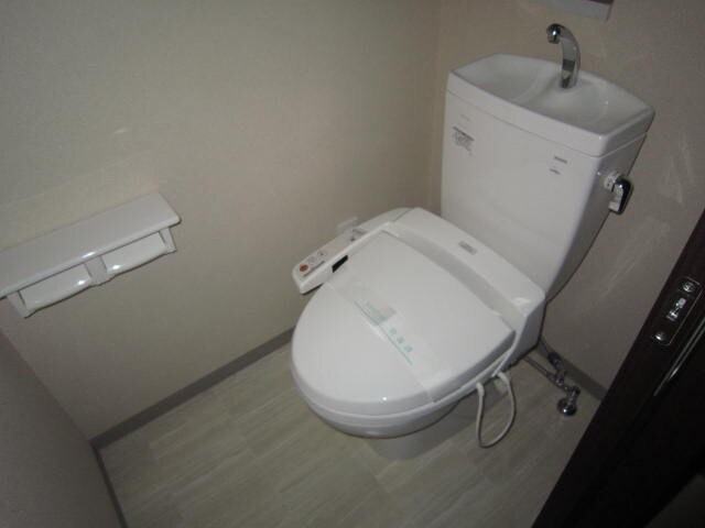 物件内観写真13　(トイレ)