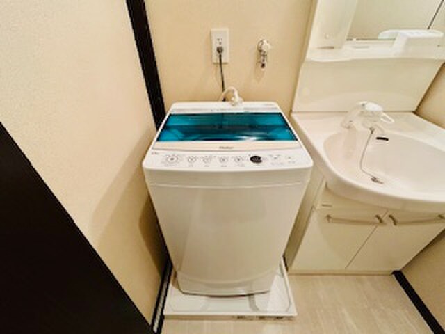 物件内観写真21　(洗濯機置場)