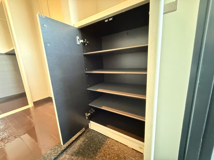 物件内観写真22　(靴箱)