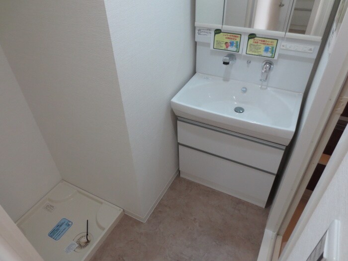 物件内観写真15　(洗面)