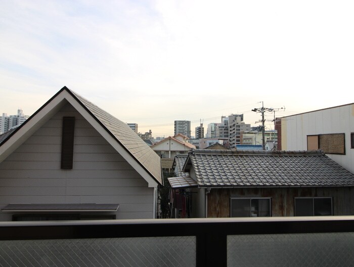 物件内観写真17　(室内からの展望)