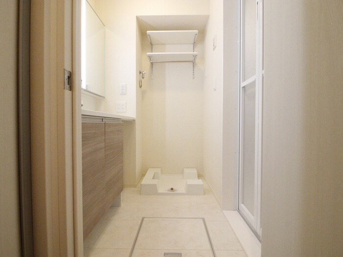 物件内観写真11　(洗面)