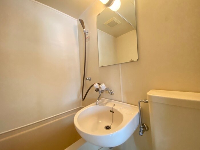 物件内観写真15　(洗面)