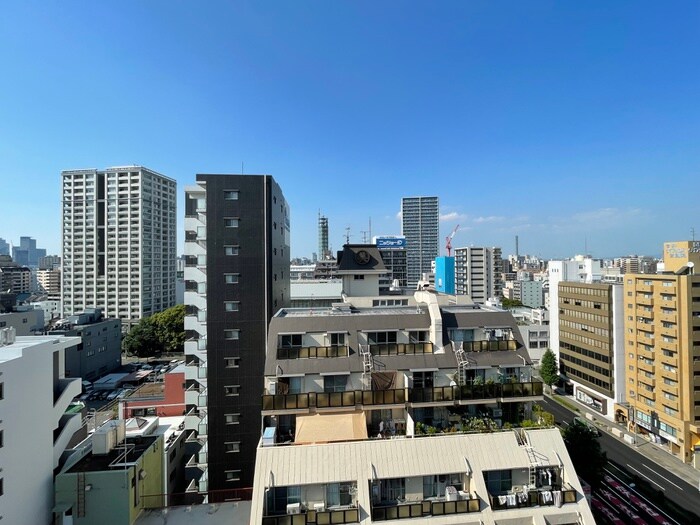 物件内観写真17　(室内からの展望)