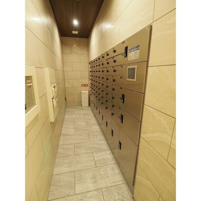 物件外観写真4　(建物設備)