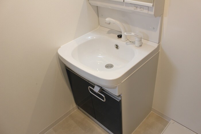 物件内観写真12　(洗面)