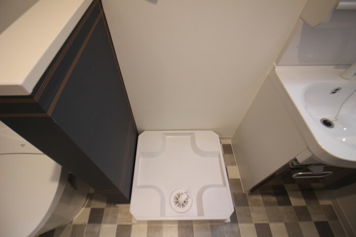 物件内観写真13　(洗濯機置場)