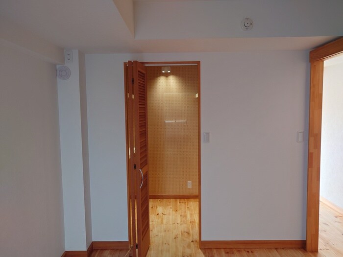 物件内観写真7　(収納)