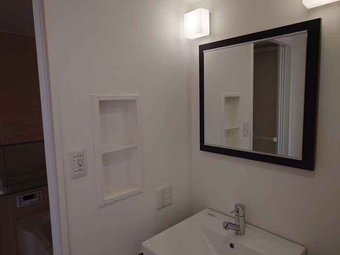 物件内観写真10　(洗面)