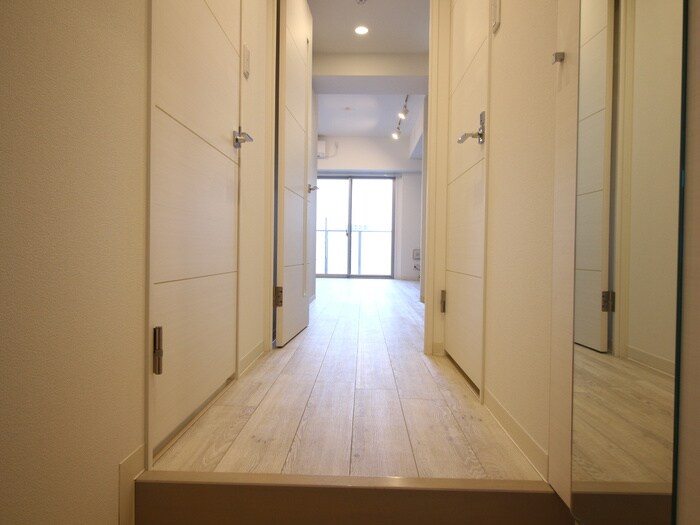 物件内観写真8　(廊下)