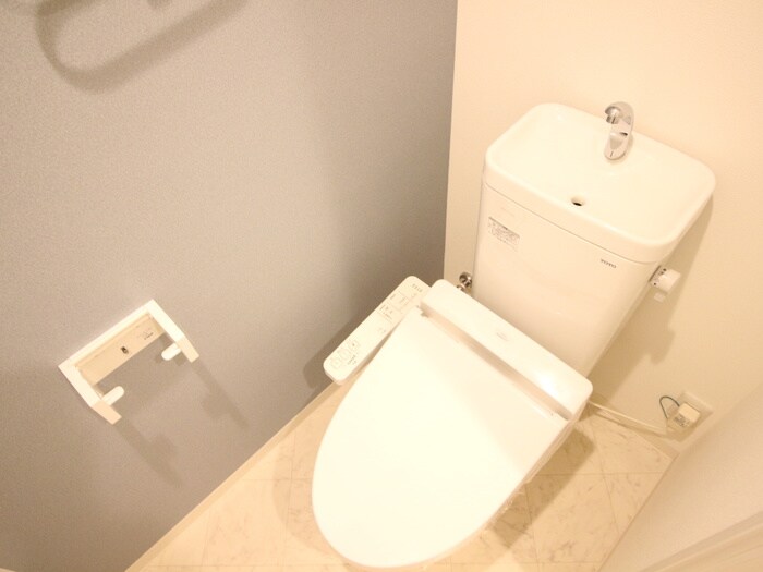 物件内観写真9　(トイレ)