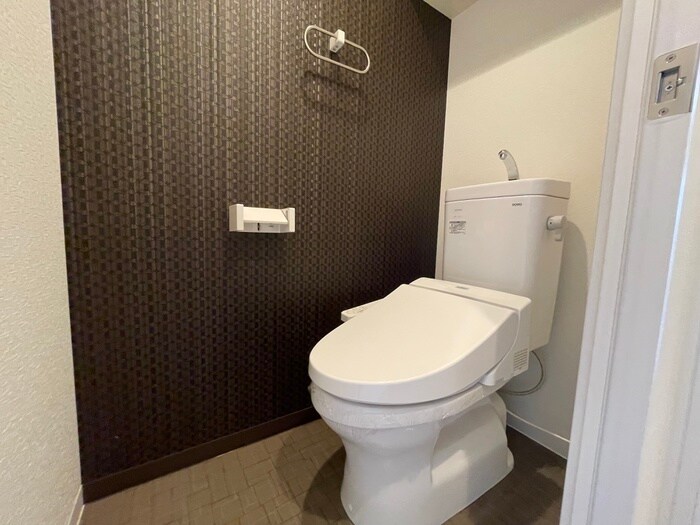 物件内観写真14　(トイレ)