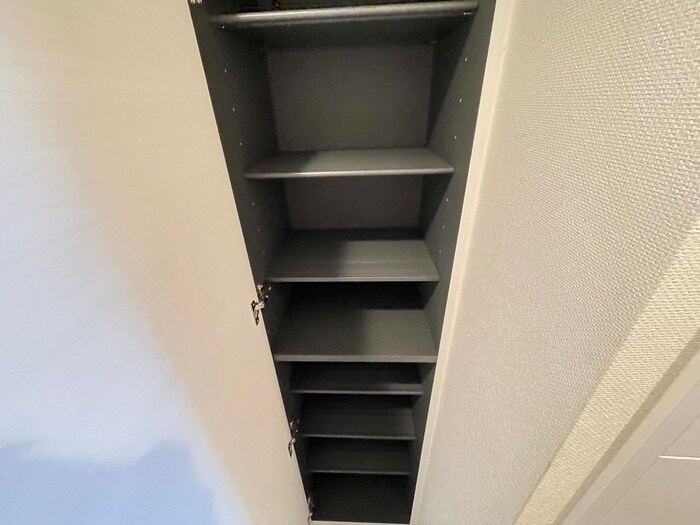物件内観写真16　(靴箱)